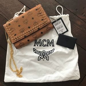 NWT MCM Crossbody Diamond Visetos
